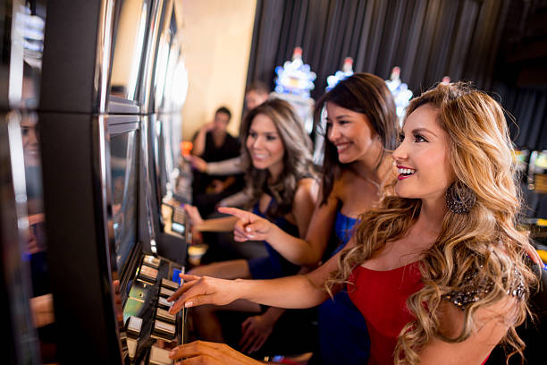 istana4 live casino table with multiple players